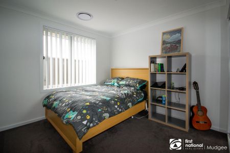 Modern Family Living - Photo 5