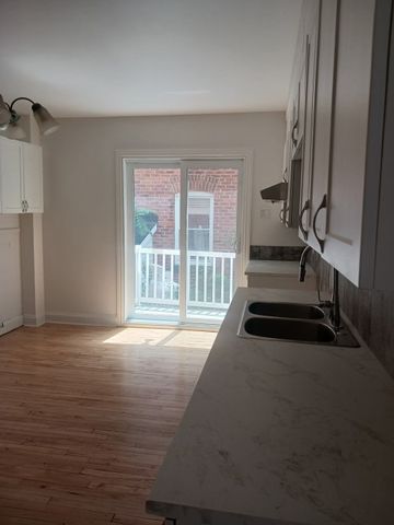 126 8e ave sud, Sherbrooke 6½ (vacant) - Photo 2