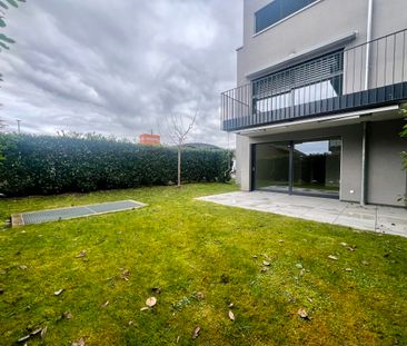Péralla 90 / logement moderne de 2.5 pièces avec jardin - Foto 1
