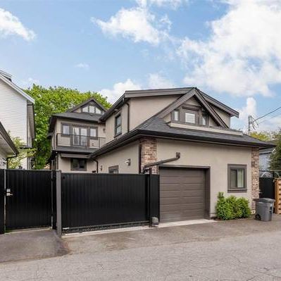 Cozy 1 Bedroom Laneway House - Photo 3