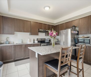 For Lease - 67 Promenade Drive, Whitby, Ontario - Photo 5