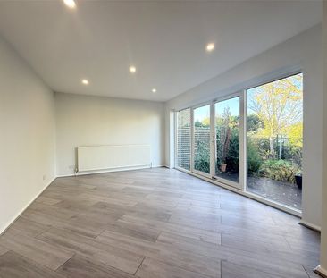 High Ridge, Cuffley - Photo 1