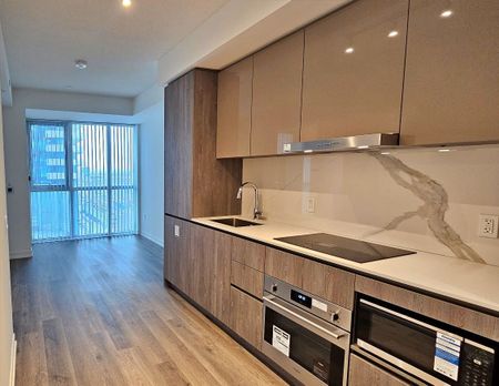 For Lease - 8 Interchange Way Unit# #801, Vaughan, Ontario - Photo 5