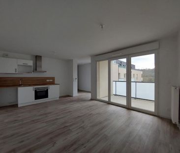 Location Appartement 2 pièces 49m² DEVILLE LES ROUEN 76250 - Photo 3