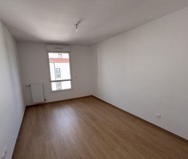 APPARTEMENT T3 A LOUER - DECINES CHARPIEU - 65.88 m2 - 920 € charge... - Photo 4
