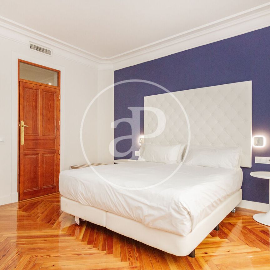 Flat for rent in Sol (Madrid) - Photo 1