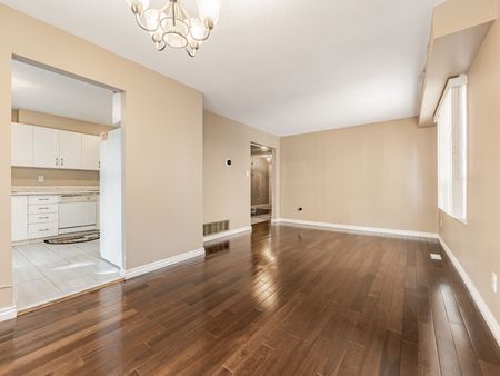 For Lease - 133 Wexford Road, Brampton, Ontario - Photo 2