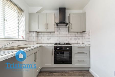 2 bed Semi-Detached House for Rent - Photo 5