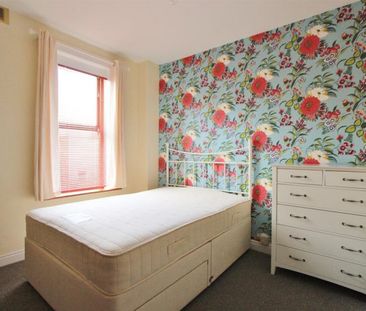 Marston Road, Crookes, Sheffield, S10 1HG - Photo 2