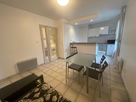 TOULOUSE / Location Appartement 2 Pièces 38 m² - Photo 2