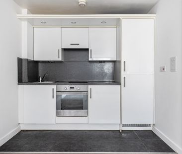 1 bedroom apartment to rent - Photo 2