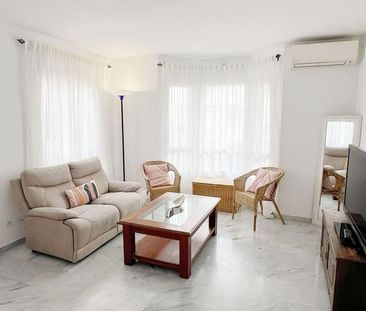 Alquiler de piso en Urbanización Los Naranjos de Marbella - Photo 5