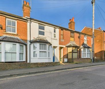 Terraced House to rent on - Photo 6