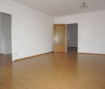 Große 4-Zimmer Wohnung in WELLA Straße 4a Luftenberg TOP 32! PROVIS... - Photo 3