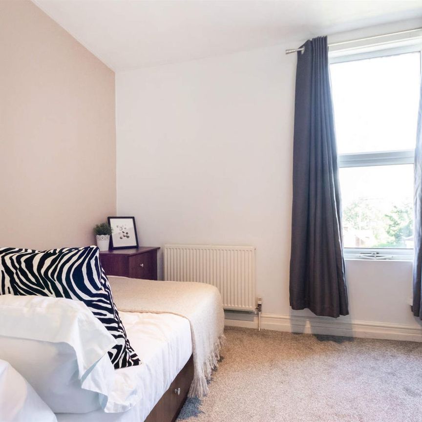 Knowle Terrace, Burley, LS4 2PA, Leeds - Photo 1