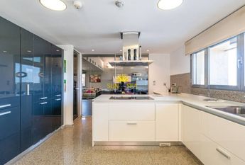 Long term rental, Luxury house with 5 bedrooms in Los Balcones - Los Altos del Edén, Torrevieja Alicante.