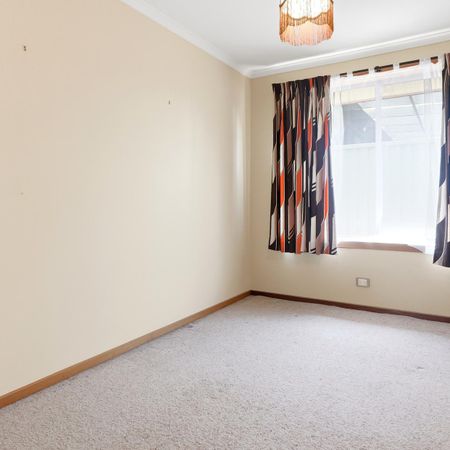 HOME FOR RENT IN WERRIBEE - Photo 3