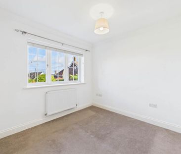 4 bedroom detached house to rent - Photo 4