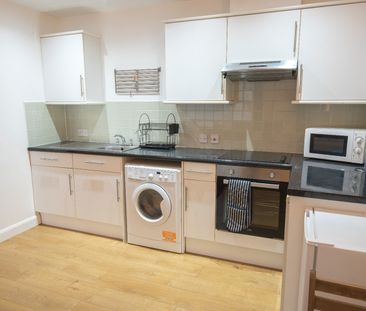 2 Bed Flat, Cranbrook House, NG1 - Photo 4