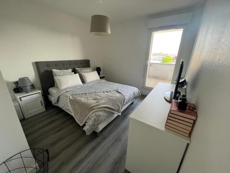 Location Appartement 3 pièces 78m² LA RICHE 37520 - Photo 5