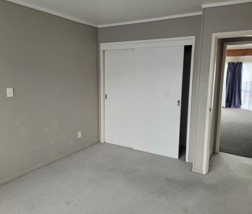 2/110 Young Street, Lynmouth, New Plymouth - Photo 5