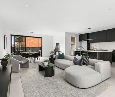 Boutique Home! - Photo 2