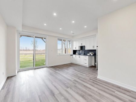 For Lease - 293 Swan Park Road, Markham, Ontario - Photo 5