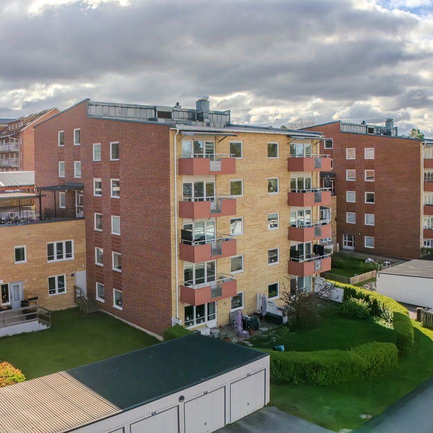 Risingsväg, Finspång - Photo 1