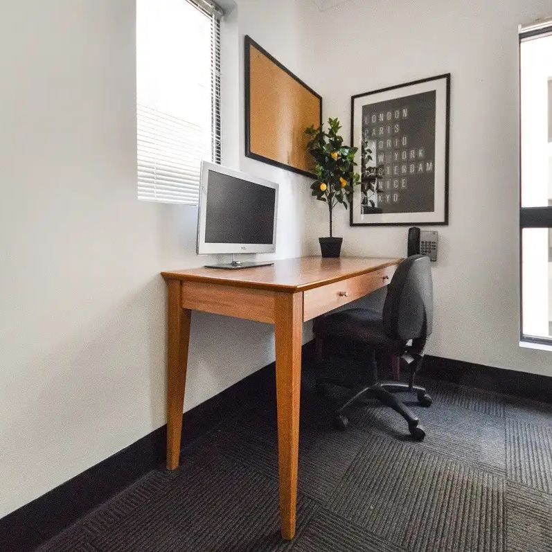 “Ideal for Students or Professionals, Furnished and includes bills.” - Photo 1