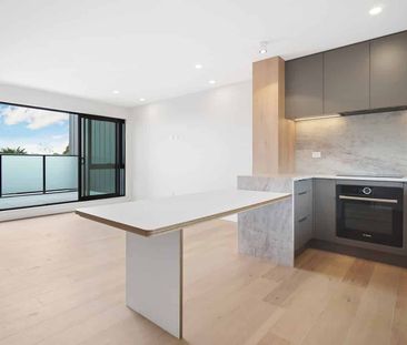 Close to everywhere. - Photo 1