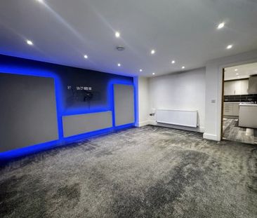 Bradford Road, Batley - Photo 5