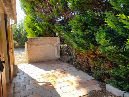 Appartement rez-de-jardin 1 chambre, terrasse en campagne, - Photo 3