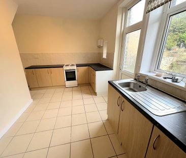 2 bedroom property to rent - Photo 6