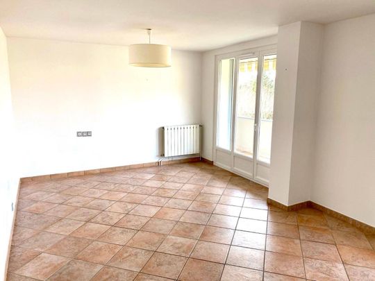 Location appartement rénové 4 pièces 93.2 m² à Romans-sur-Isère (26100) 5 - Photo 1