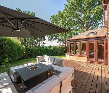 A beautifully presented, spacious four-bedroom property in a desira... - Photo 6