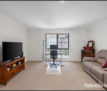 Modern Low-Set Home in Prime Bayside Location - Photo 2