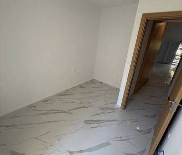 Διαμέρισμα για ενοικίαση Άνω Γλυφάδα (Γλυφάδα) - Photo 2