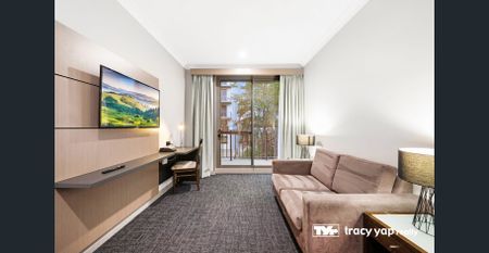 Fully Renovated and Furnished One Bed with Electricity and Internet Included - Photo 2