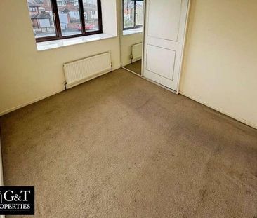 Clifton Road, Halesowen, B62 - Photo 3