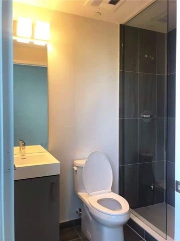 For Lease - 17 Dundonald Street Unit# 808, Toronto, Ontario - Photo 3