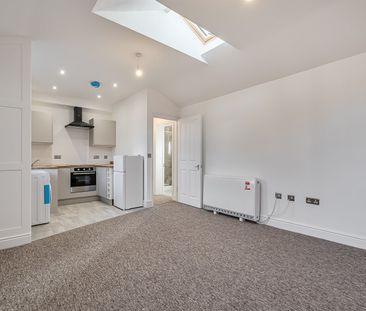 Baker Street, Reading, RG1 7XX - Photo 2