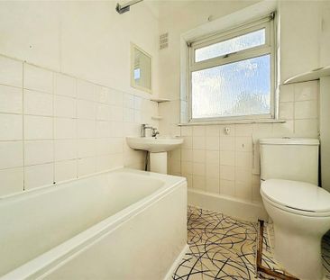 4 bedroom terraced house to rent - Photo 6