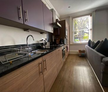 2 bedroom flat to rent - Photo 5