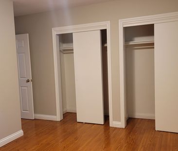 For Lease - 14 Forest Road, Grimsby, Ontario - Photo 2