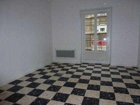 Appartement À Louer 3 Pièces , 90 M² - Photo 4