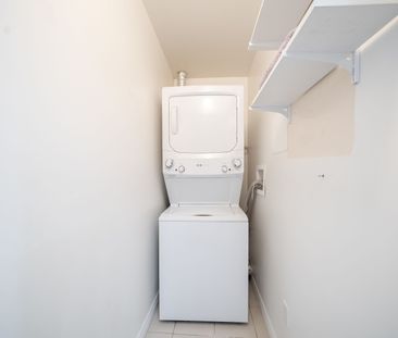 For Lease - 3296 Flagstone Drive Unit# #Basement, Mississauga, Ontario - Photo 5