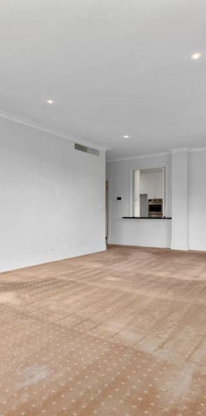 Stylish South Yarra Living in an Unbeatable Location - Photo 1