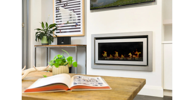 FULLY FURNISHED - Luxury Family Living in the Heart of Mascot - Photo 1