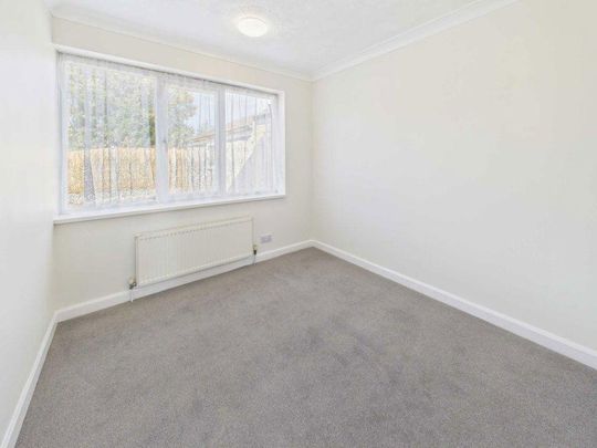2 bedroom bungalow to rent - Photo 1