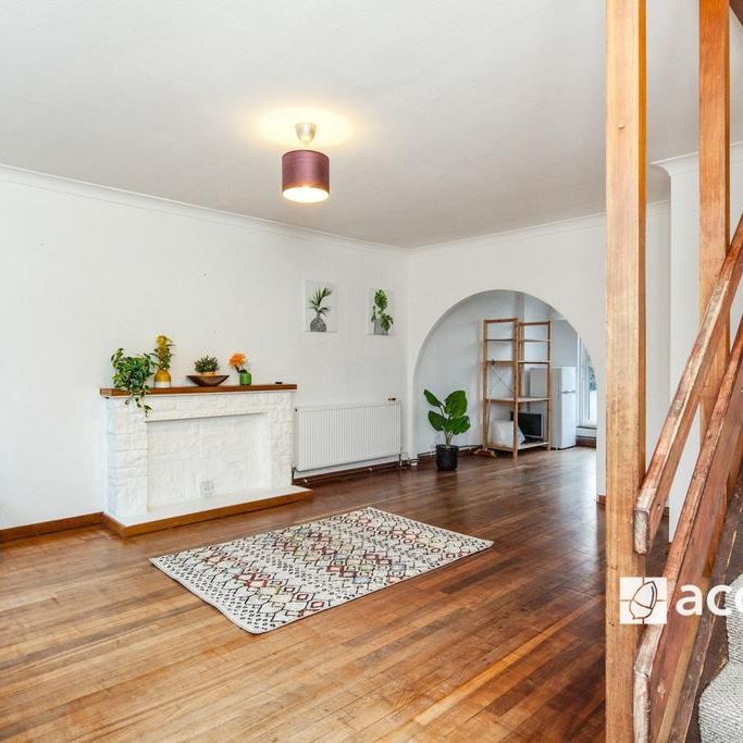 4 bedroom townhouse to rent - Photo 1